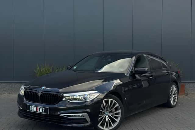 BMW 5-Serie (2018) thumbnail 1
