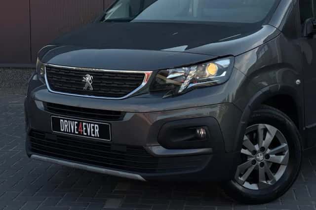 Peugeot Rifter (2022) thumbnail 5