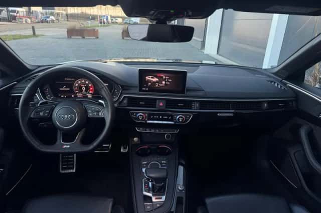 Audi RS 5 (2019) thumbnail 2