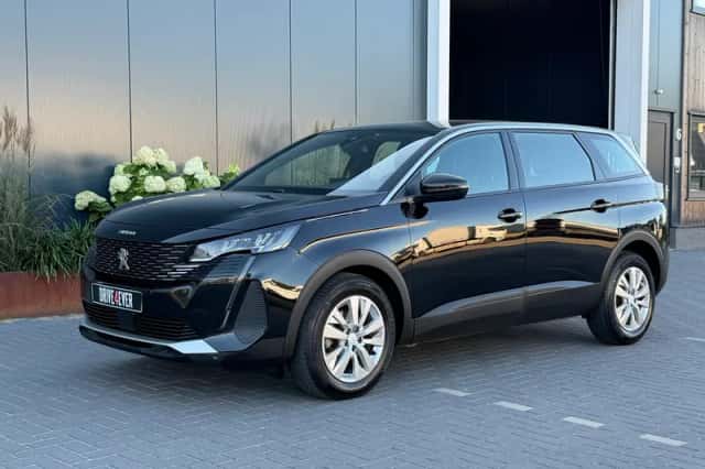 Peugeot 5008 (2023) thumbnail 6
