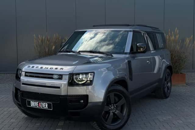 Land Rover Defender (2021) thumbnail 1