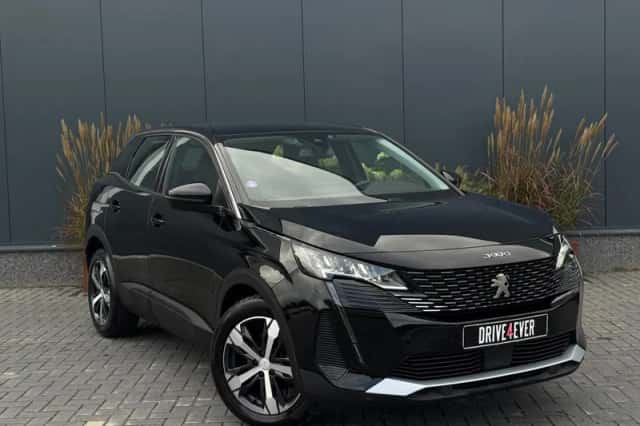 Peugeot 3008 (2021) thumbnail 4