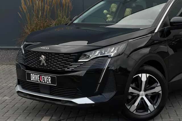 Peugeot 3008 (2021) thumbnail 5