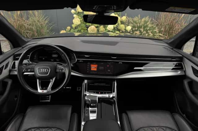 Audi SQ7 (2021) thumbnail 2