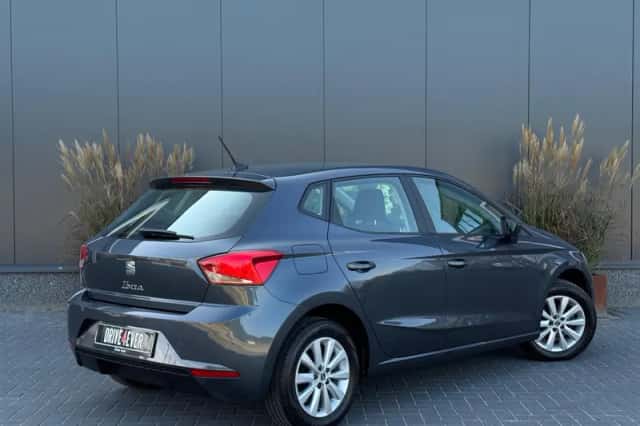 SEAT Ibiza (2023) thumbnail 3