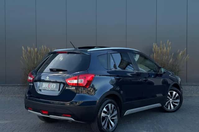 Suzuki S-Cross (2019) thumbnail 3