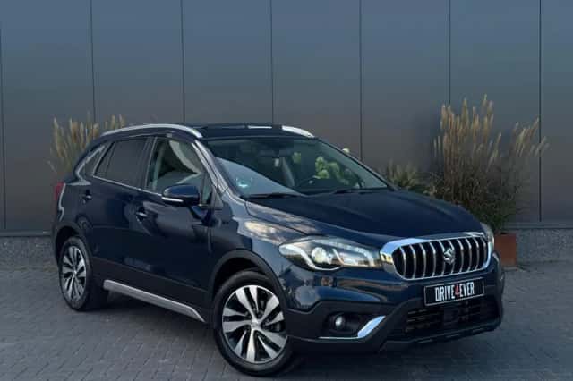 Suzuki S-Cross (2019) thumbnail 4