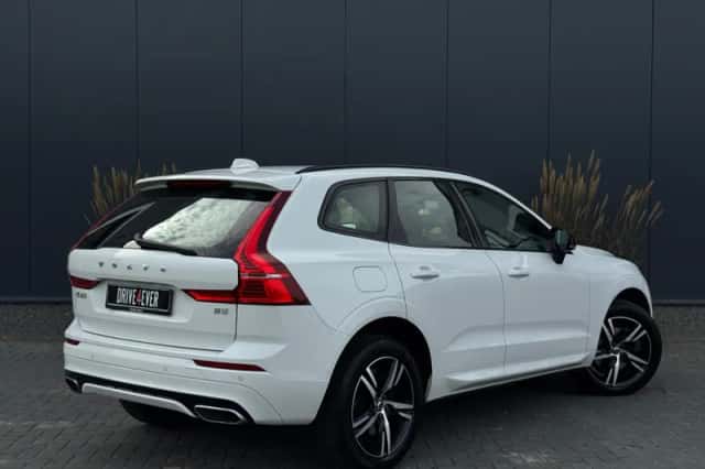 Volvo XC60 (2020) thumbnail 3