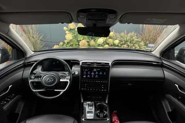 Hyundai Tucson (2021) thumbnail 2