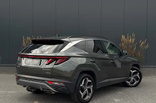 Hyundai Tucson (2021) thumbnail 3