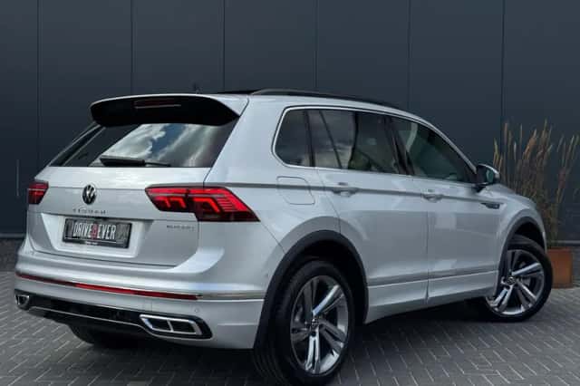 Volkswagen Tiguan (2024) thumbnail 3