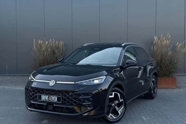 Volkswagen T-Roc (2025) thumbnail 1