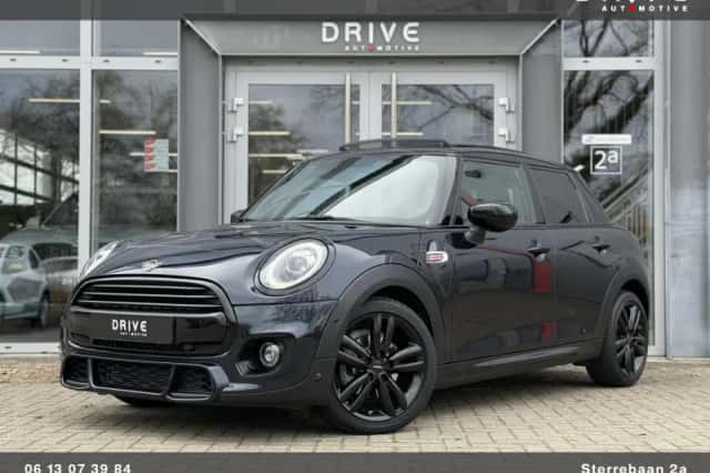 MINI John Cooper Works (2021) thumbnail 1