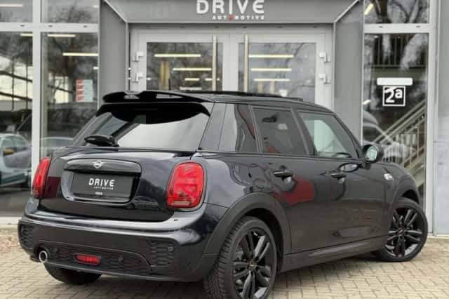 MINI John Cooper Works (2021) thumbnail 5