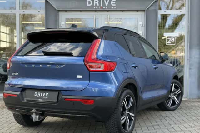 Volvo XC40 (2020) thumbnail 4