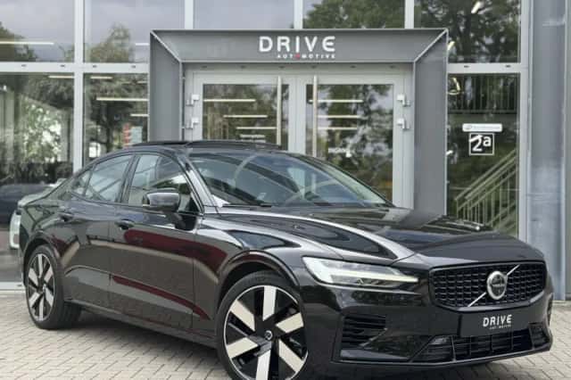 Volvo S60 (2025) thumbnail 4