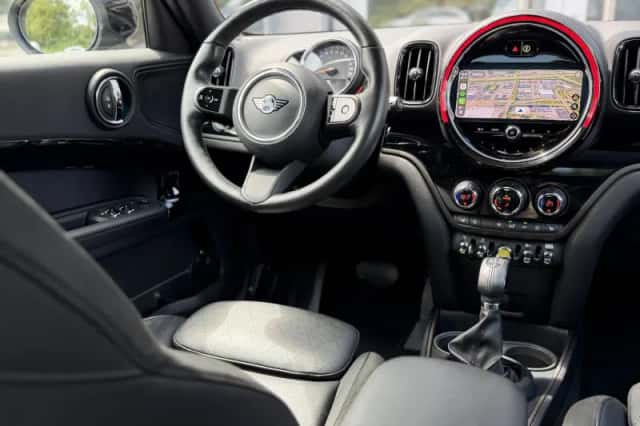 MINI Countryman (2021) thumbnail 3