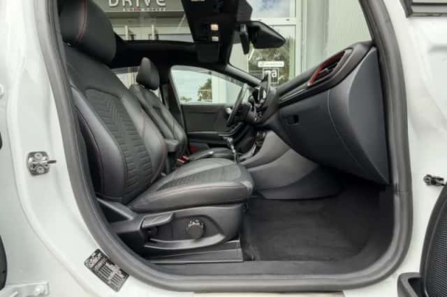 Ford Puma (2021) thumbnail 2