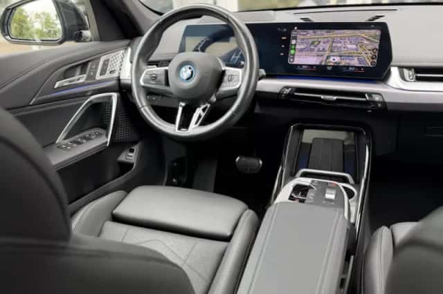 BMW X1 (2023) thumbnail 3