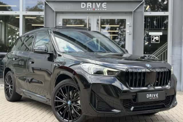 BMW X1 (2023) thumbnail 4