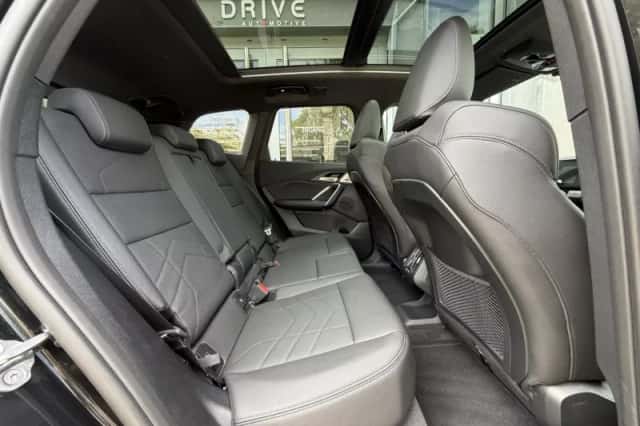 BMW X1 (2023) thumbnail 6