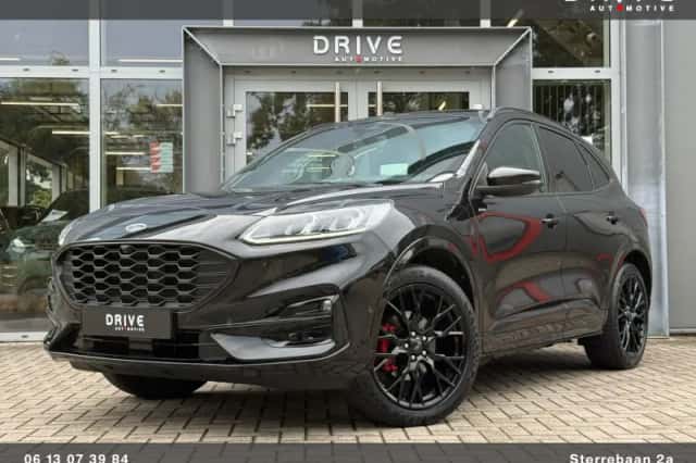 Ford Kuga (2023) thumbnail 1