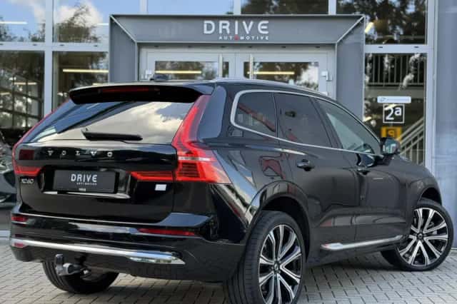 Volvo XC60 (2024) thumbnail 5