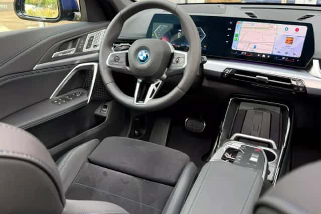 BMW X1 (2024) thumbnail 3