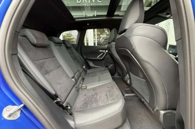 BMW X1 (2024) thumbnail 6