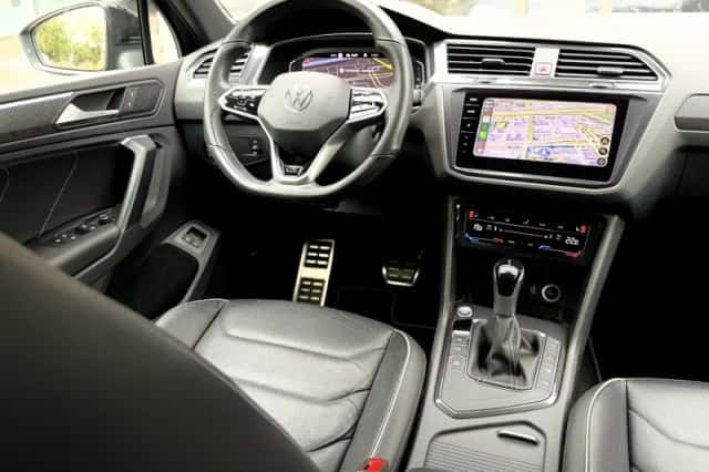 Volkswagen Tiguan (2022) thumbnail 3