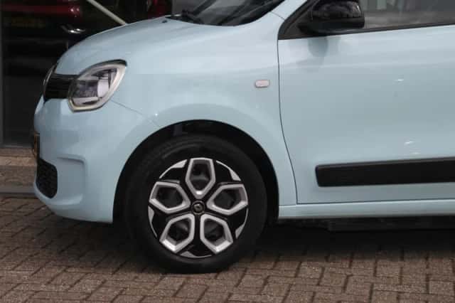 Renault Twingo (2023) thumbnail 3