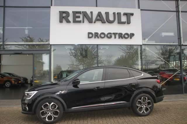 Renault Arkana (2022) thumbnail 1