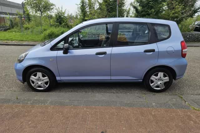 Honda Jazz (2004) thumbnail 6
