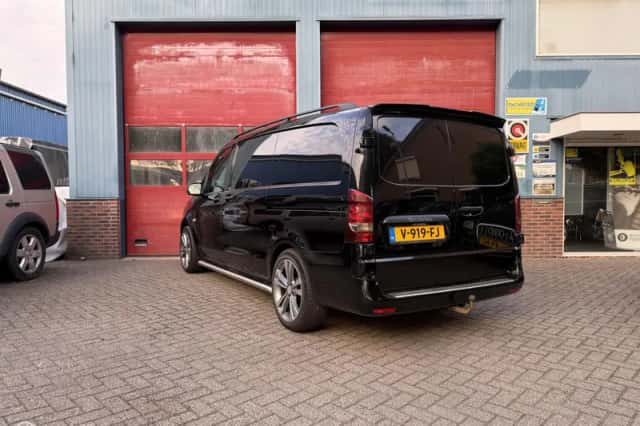 Mercedes-Benz Vito (2017) thumbnail 3