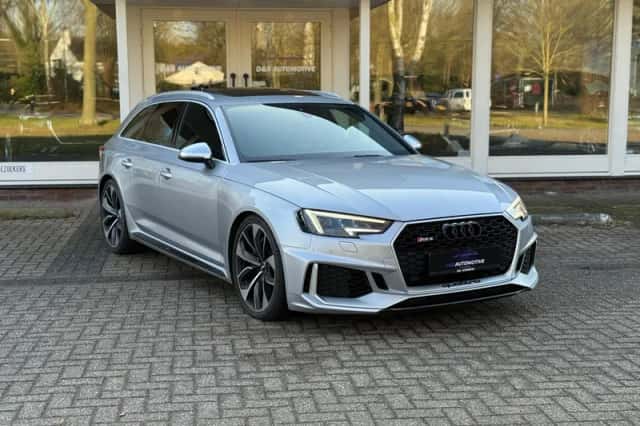 Audi RS 4 (2018) thumbnail 5