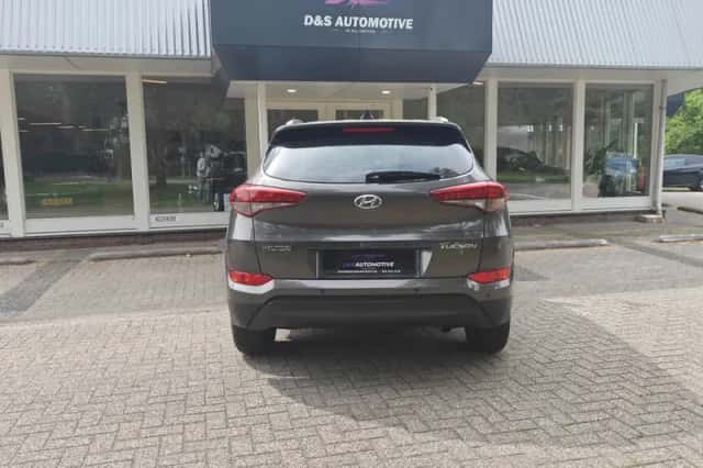 Hyundai Tucson (2018) thumbnail 5