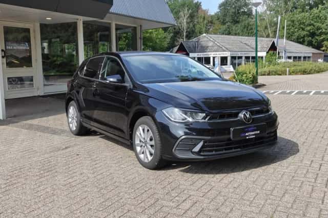 Volkswagen Polo (2023) thumbnail 1