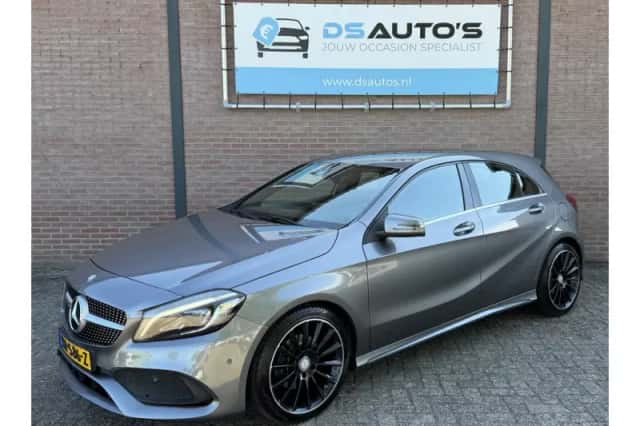 Mercedes-Benz A-Klasse (2016) thumbnail 1