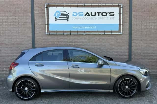 Mercedes-Benz A-Klasse (2016) thumbnail 3