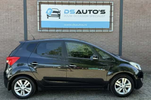 Hyundai ix20 (2011) thumbnail 3