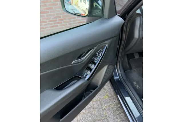 Hyundai ix20 (2011) thumbnail 6