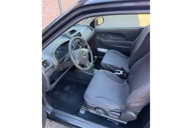 Suzuki Ignis (2004) thumbnail 5
