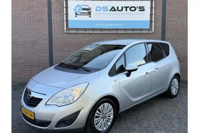 Opel Meriva (2013) thumbnail 1