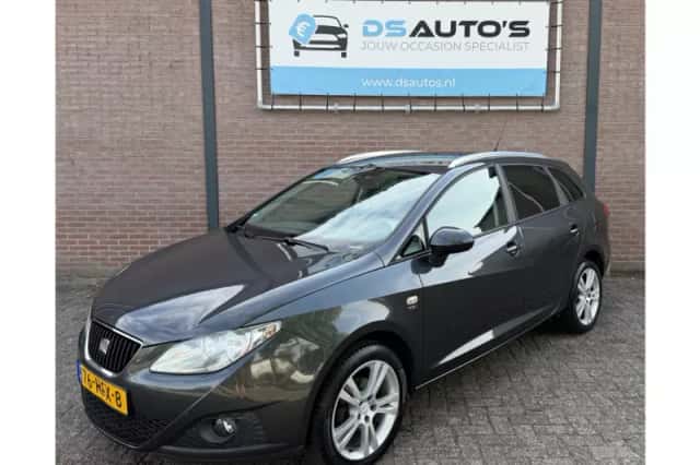SEAT Ibiza (2011) thumbnail 1