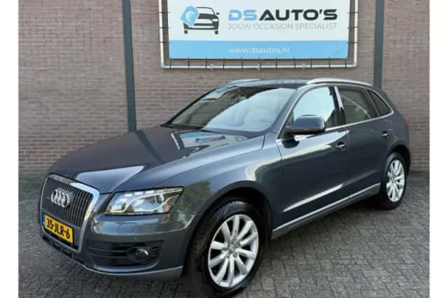Audi Q5 (2008) thumbnail 1