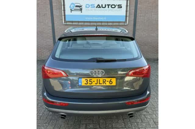 Audi Q5 (2008) thumbnail 4