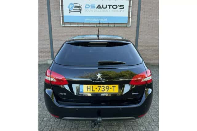 Peugeot 308 (2015) thumbnail 4