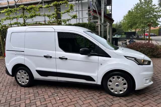 Ford Transit Connect (2024) thumbnail 4