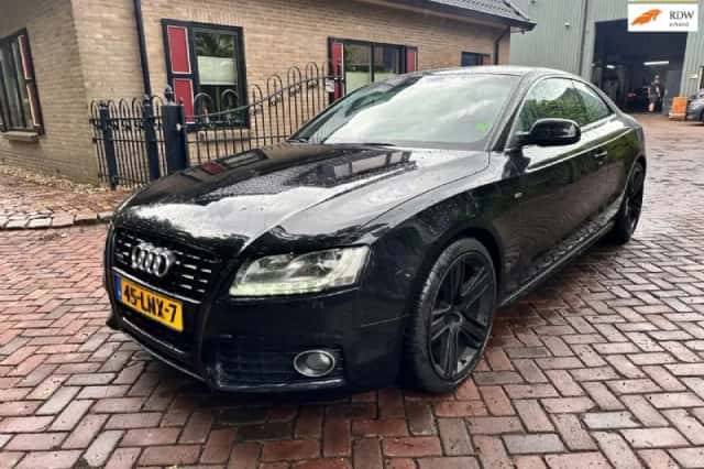 Audi A5 (2010) thumbnail 1