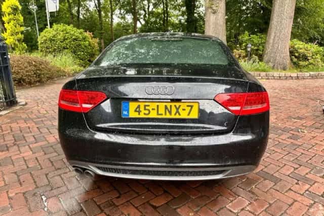 Audi A5 (2010) thumbnail 6